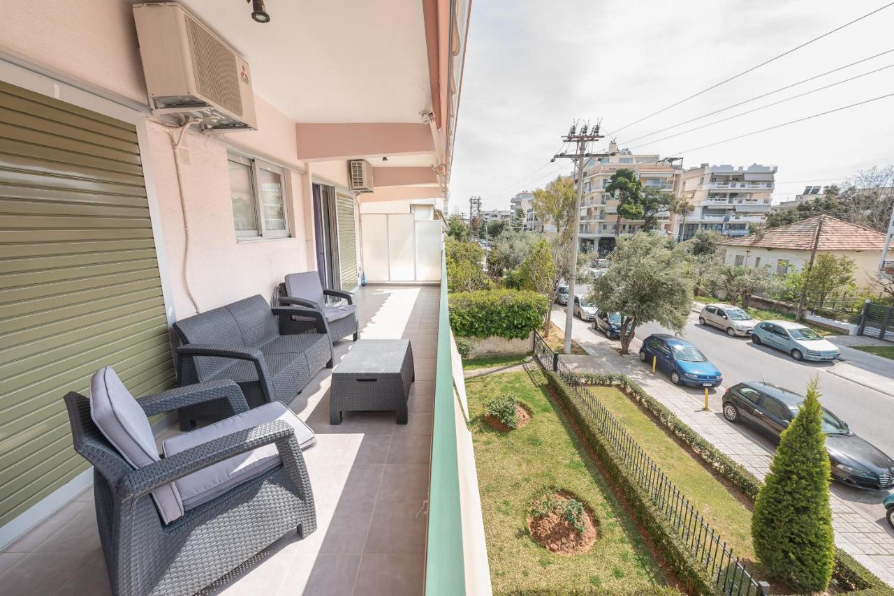 An Impressive 2 Bdr Apt In Glyfada Atenas Exterior foto